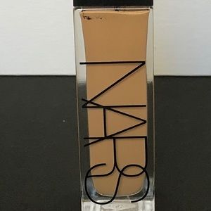NARS Radiant Longwear Foundation